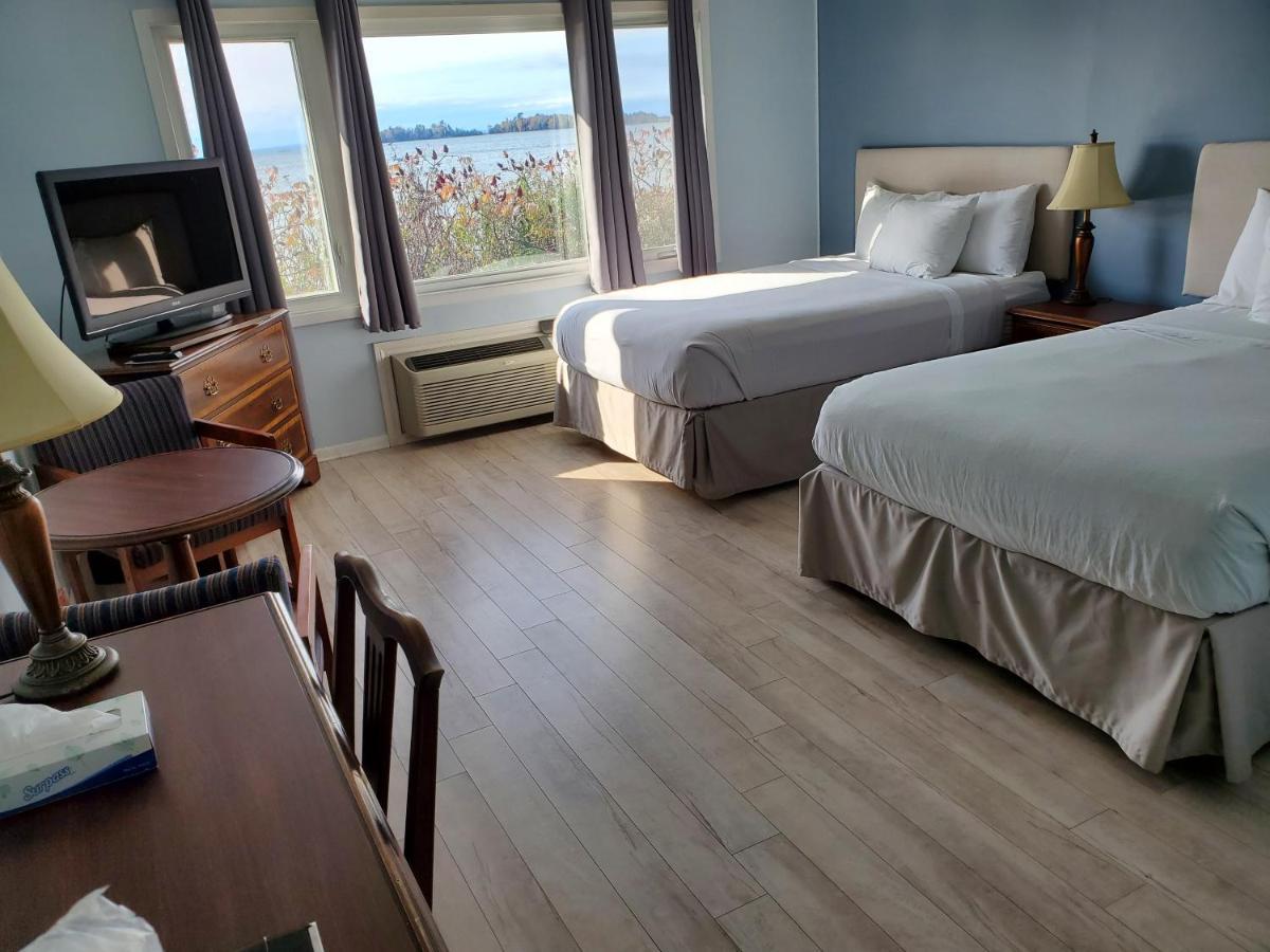 Carolyn Beach Inn Thessalon Luaran gambar