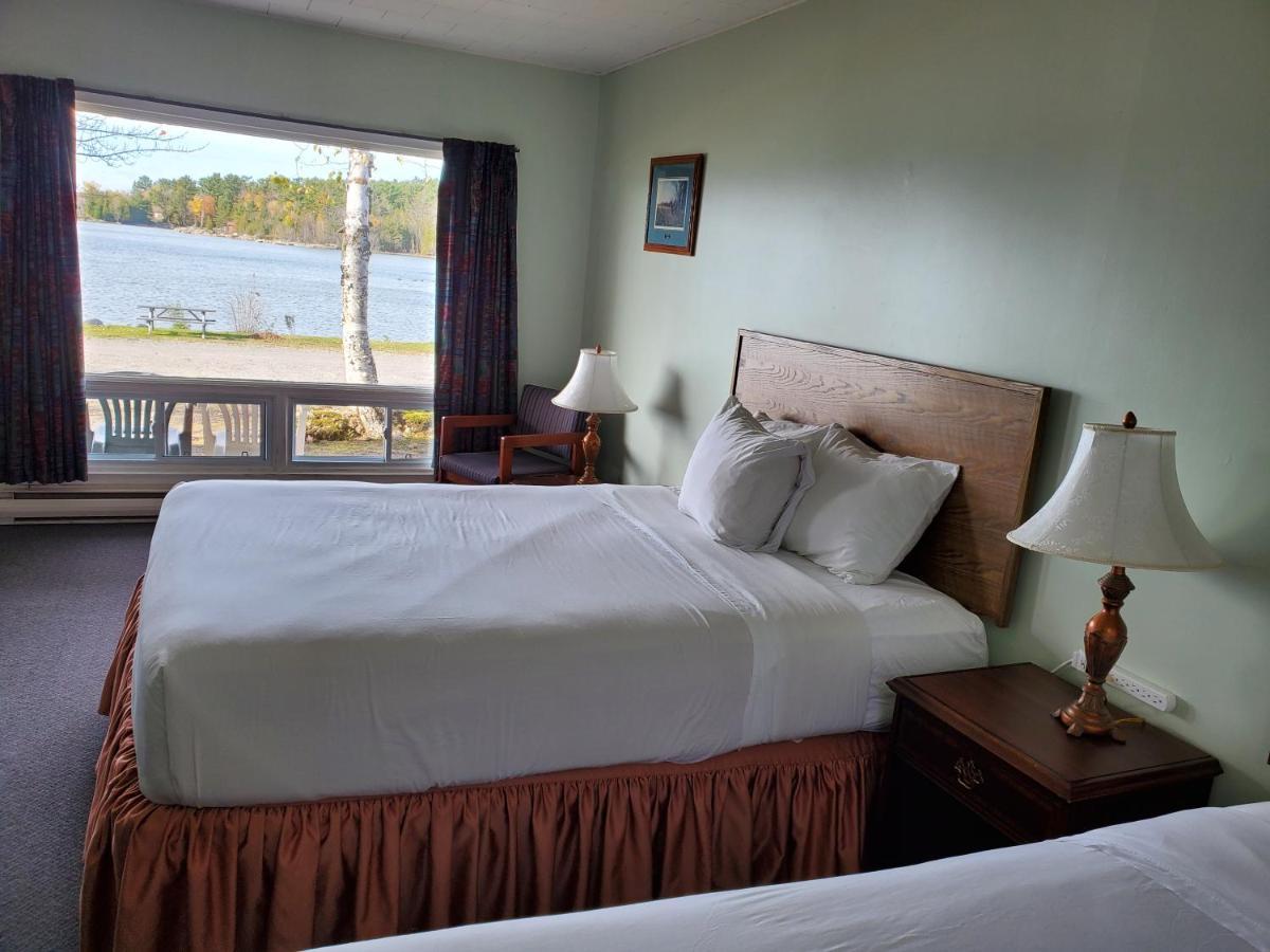 Carolyn Beach Inn Thessalon Luaran gambar
