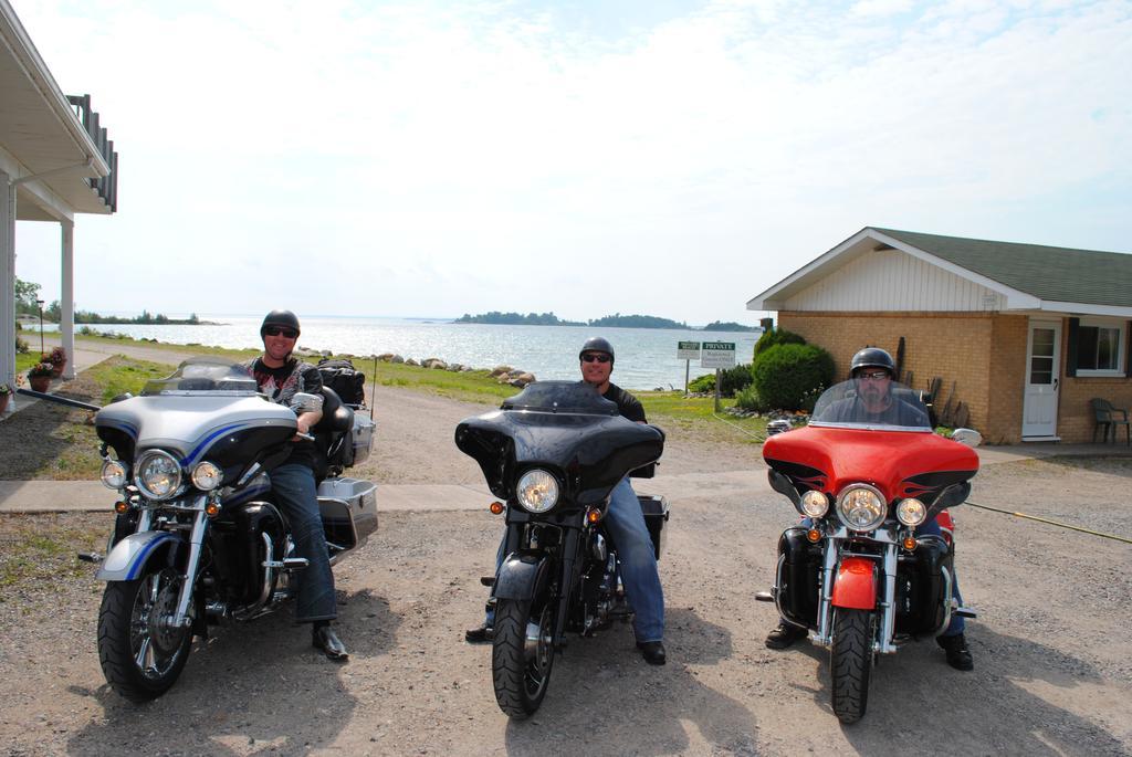 Carolyn Beach Inn Thessalon Luaran gambar