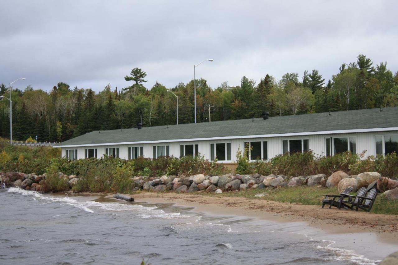 Carolyn Beach Inn Thessalon Luaran gambar